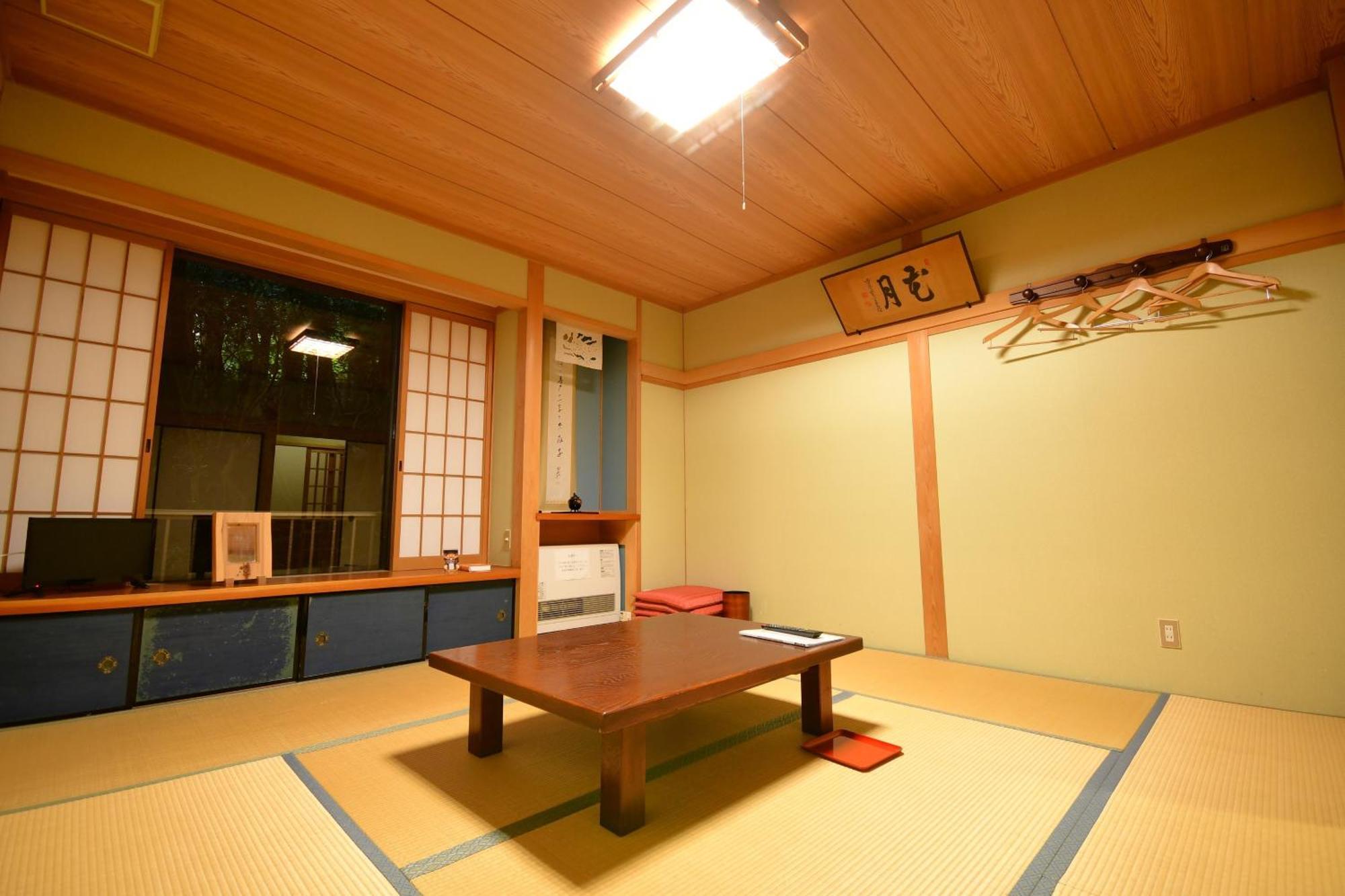 Koyasan Shukubo Fugenin Hotel Exterior photo