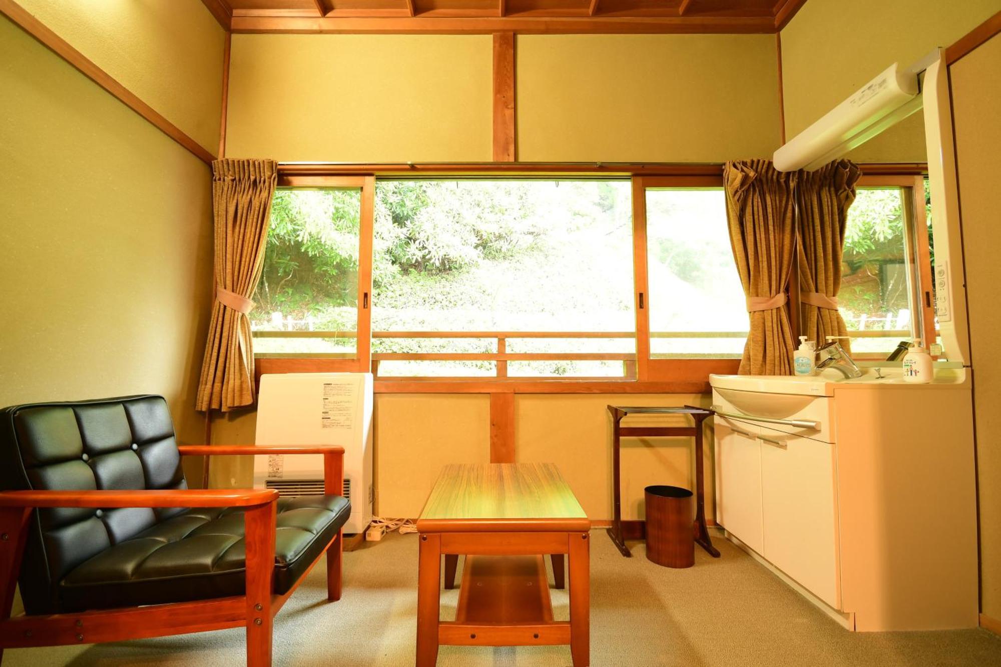 Koyasan Shukubo Fugenin Hotel Exterior photo