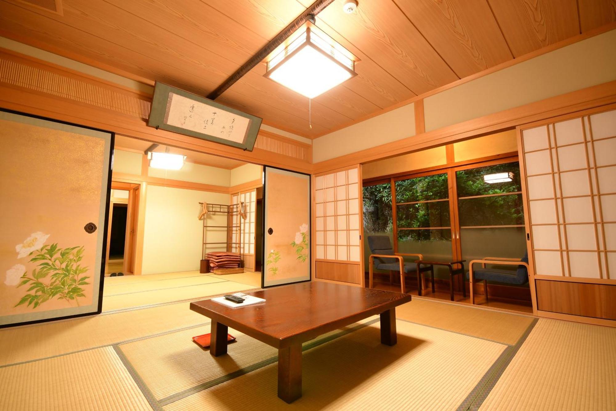 Koyasan Shukubo Fugenin Hotel Exterior photo